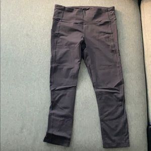 Purple lululemon crop legging